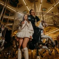 Ваня Дмитриенко, Аня Пересильд - Силуэт